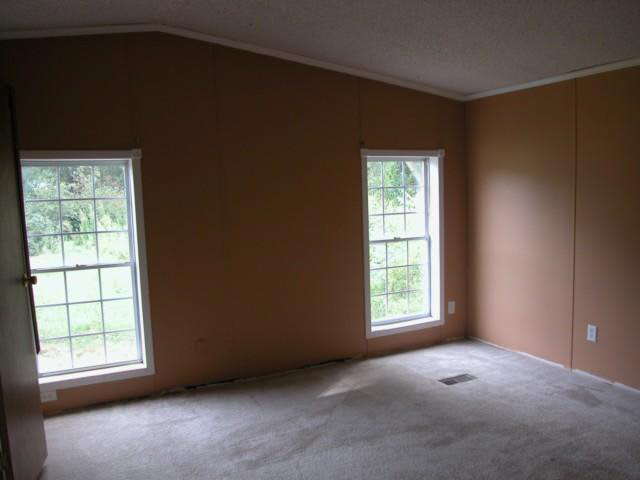 5241 East Washington Road Pierceton, IN 46562 - Photo 12 of 24 Gallery Image 12