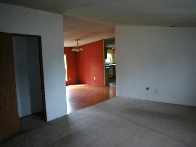 5241 East Washington Road Pierceton, IN 46562 - Photo 15 of 24 Gallery Image 15