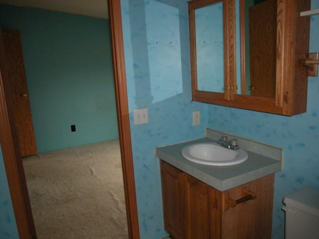 5241 East Washington Road Pierceton, IN 46562 - Photo 17 of 24 Gallery Image 17