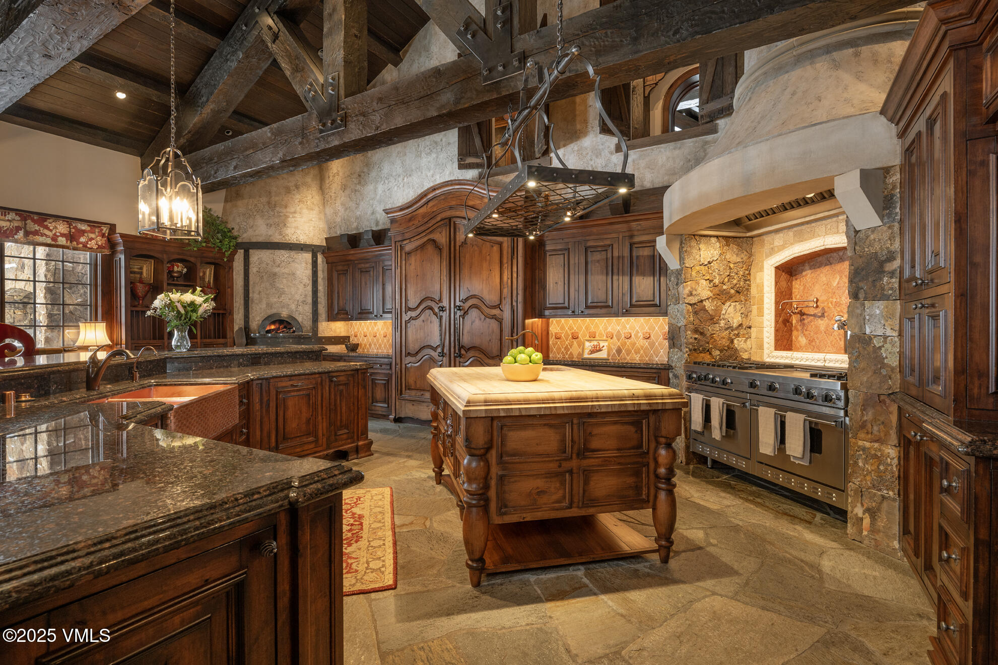 3712 Daybreak Ridge Road Avon, CO 81620 - Photo 5 of 43 SFB_8836