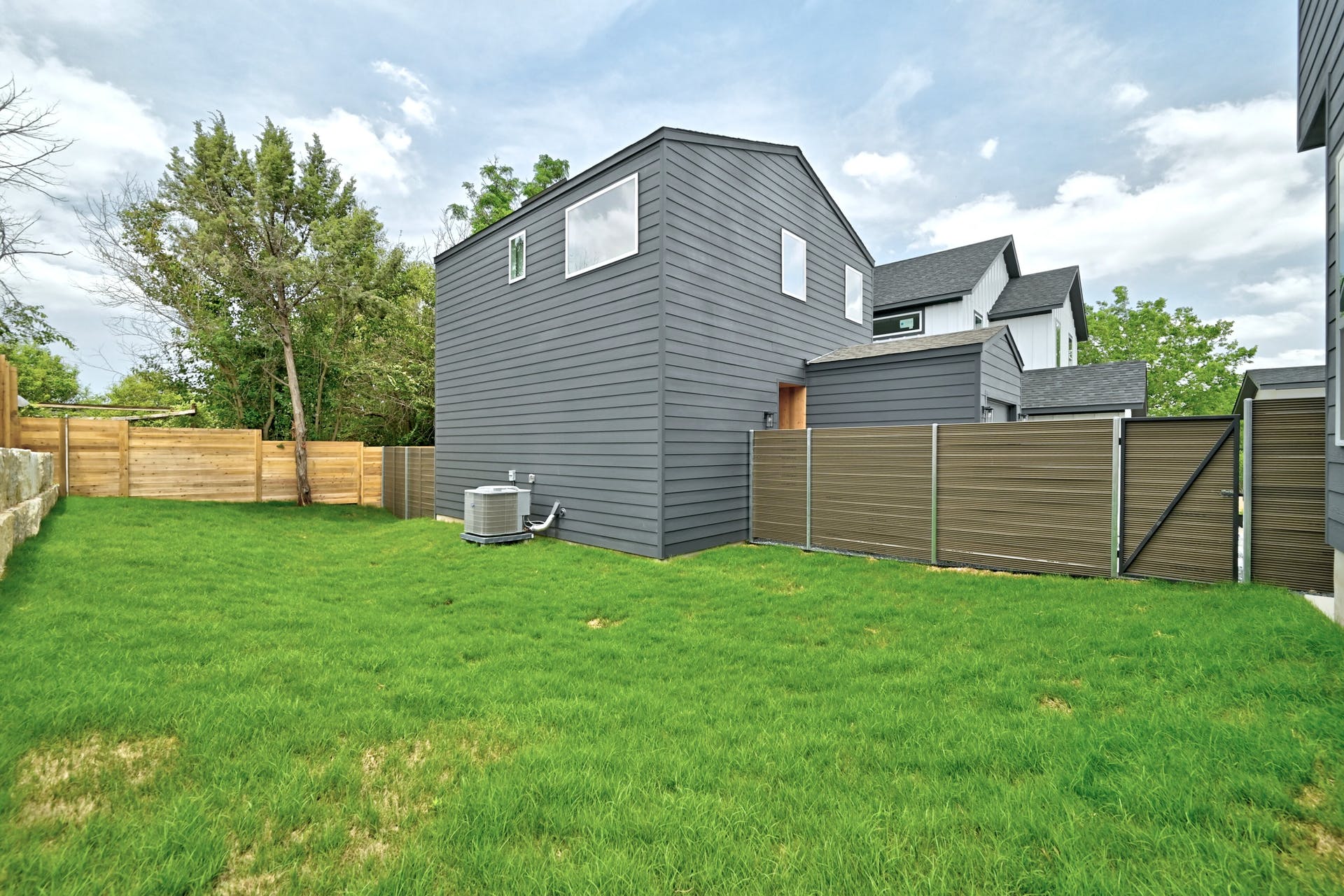 2308 Maxwell Lane, Unit 1 Austin, TX 78741 - Photo 16 of 20 Large fenced yard.