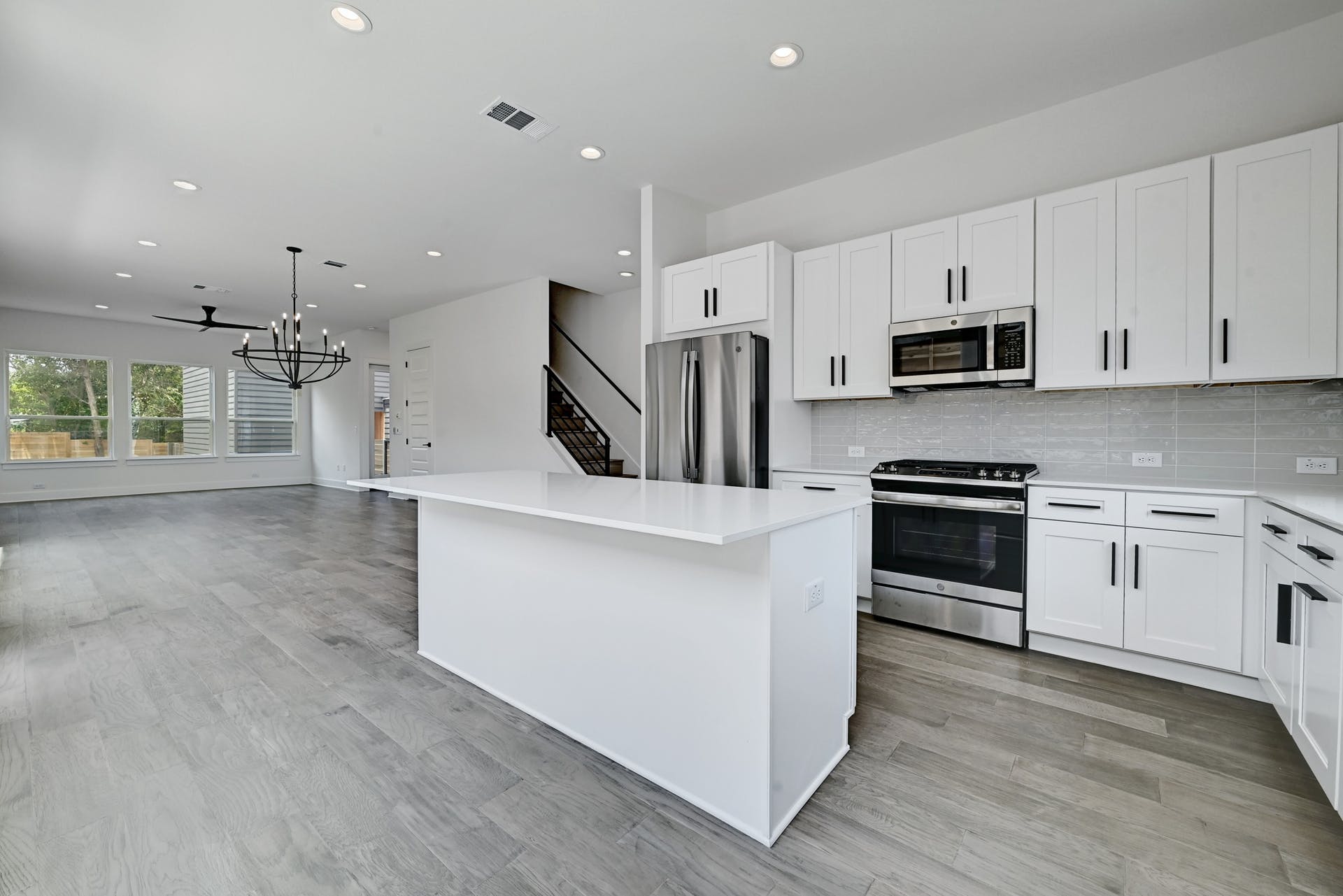 2308 Maxwell Lane, Unit 1 Austin, TX 78741 - Photo 4 of 20 Chef's kitchen