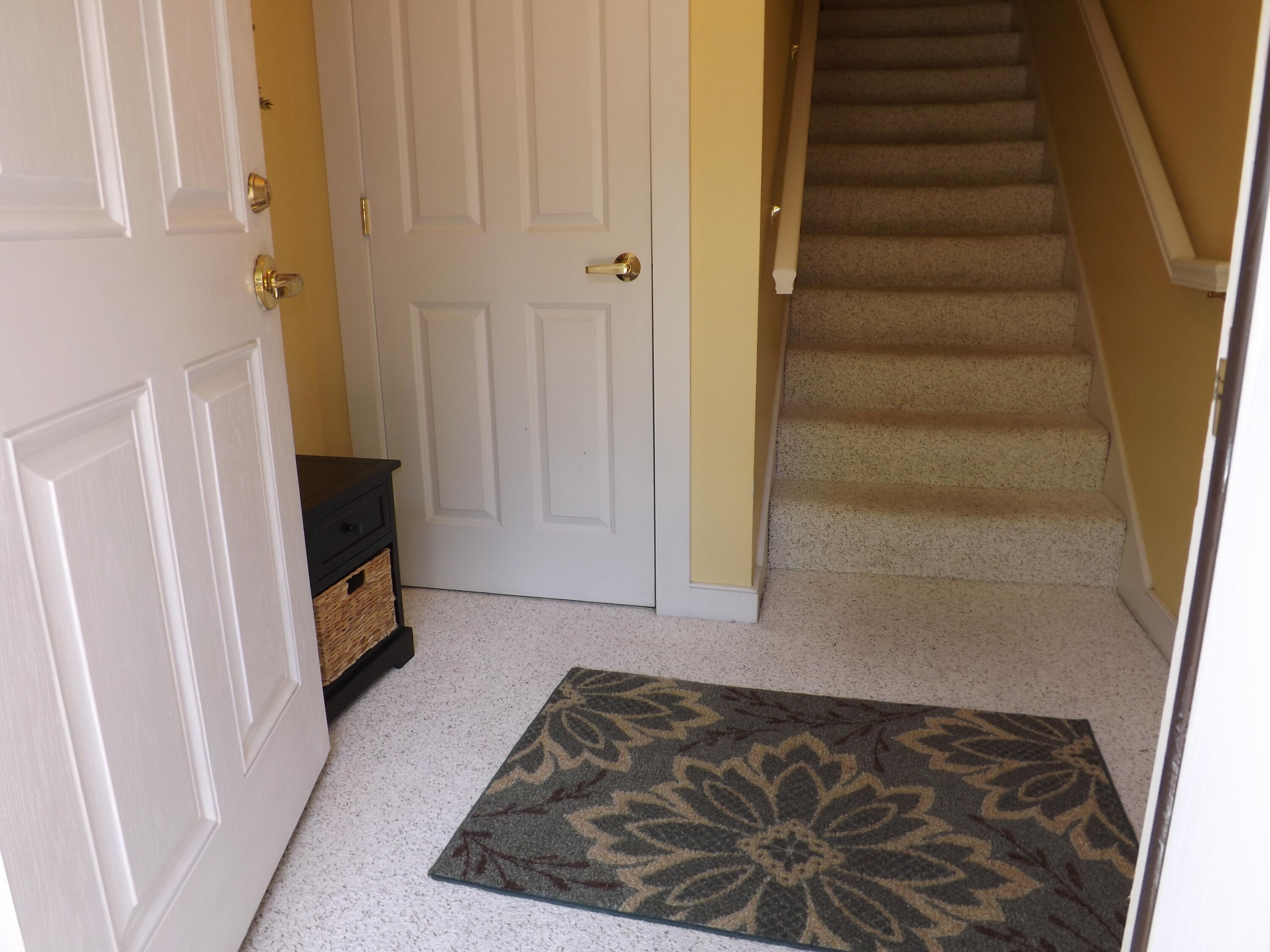 28 Springbrook Drive, Unit D Belfast, ME 04915 - Photo 6 of 41 DSCF3791