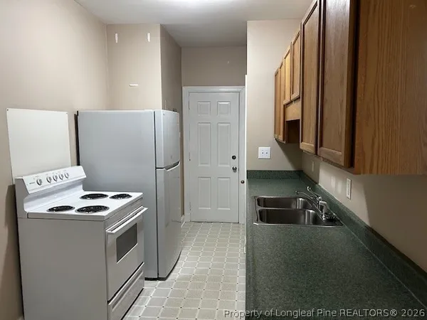 $785 | 100 Bradford Avenue, Unit 4, Fayetteville, NC 28301