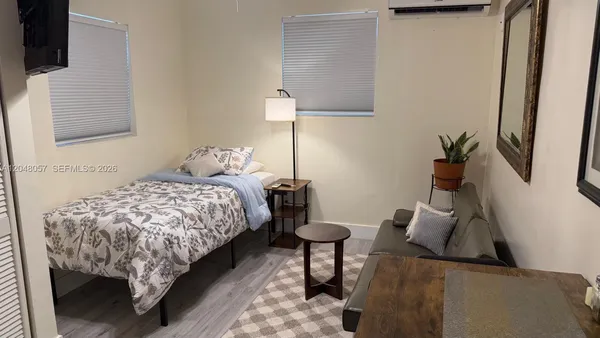 $1,980 | 3422 Southwest 25th Street, Miami, FL 33133