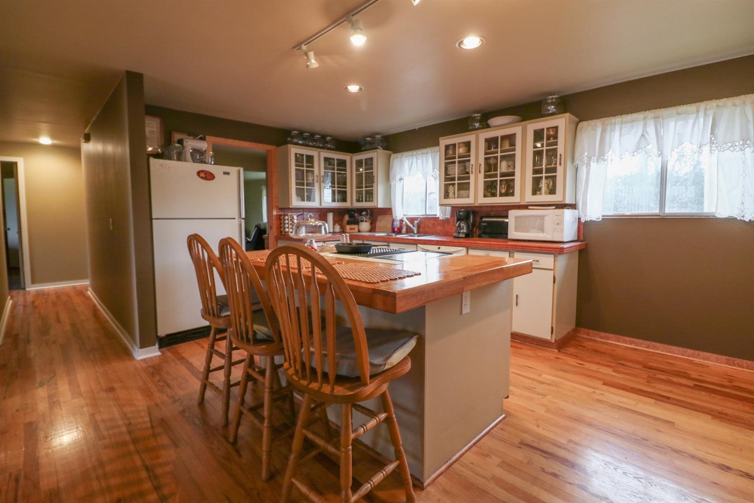 1705 Stevens Road Eagle Point, OR 97524 - Photo 23 of 35 Additional Photo