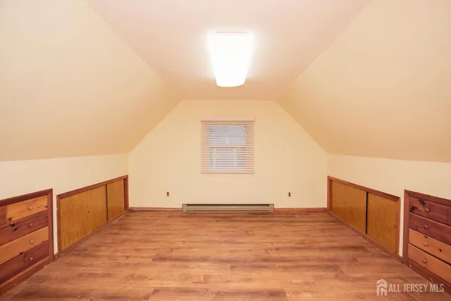 $750,000 | 22 Mayfield Place, Metuchen, NJ 08840