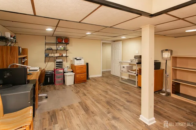 $750,000 | 22 Mayfield Place, Metuchen, NJ 08840