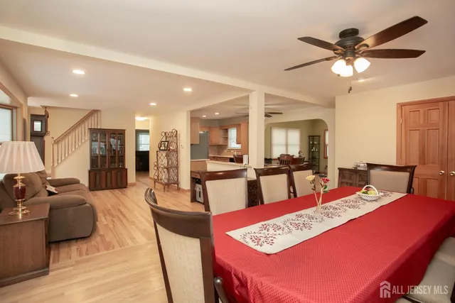 $750,000 | 22 Mayfield Place, Metuchen, NJ 08840