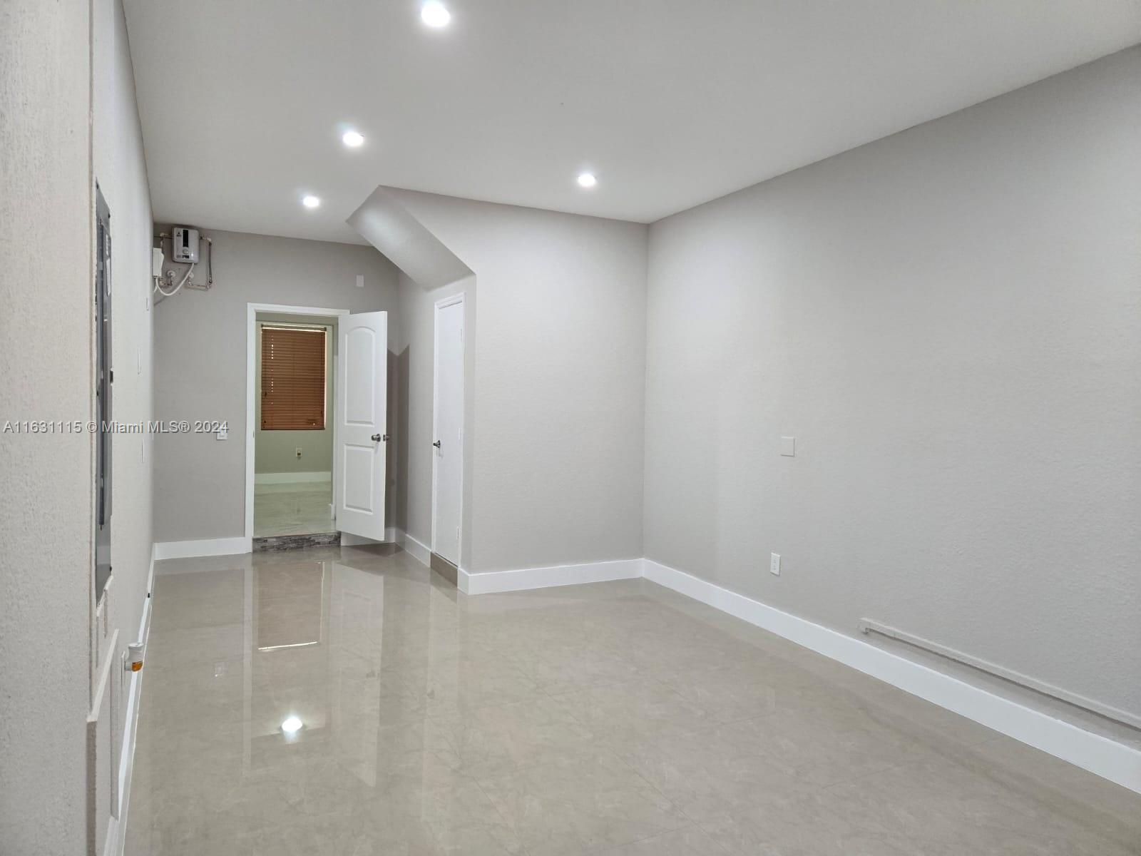 28407 Southwest 129th Place Homestead, FL 33033 - Photo 13 of 17