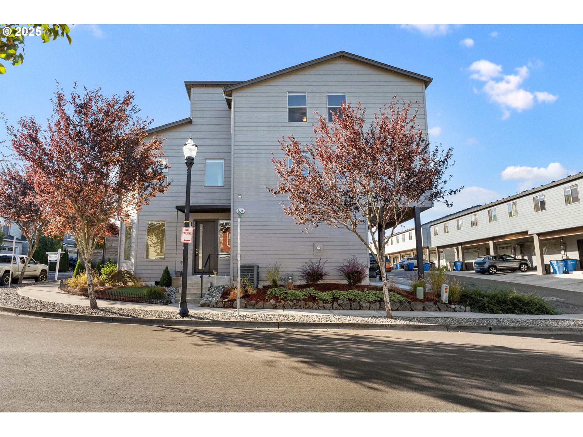 193 North 44th Place Ridgefield, WA 98642 - Photo 2 of 28 Gallery Image 2