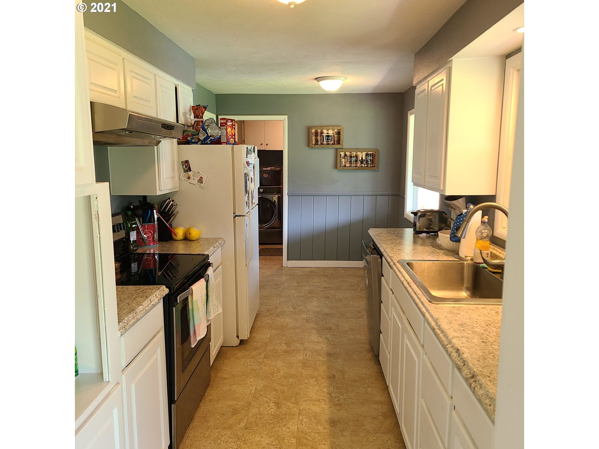 1980 Chemawa Road Northeast Keizer, OR 97303 - Photo 7 of 29 Gallery Image 7