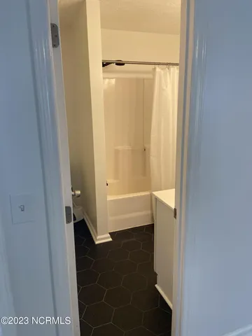 $2,000 | 338 Emerald Cove Court, Wilmington, NC 28409