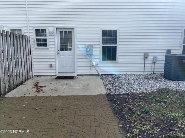 $2,000 | 338 Emerald Cove Court, Wilmington, NC 28409