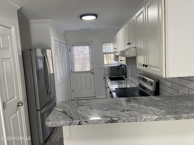 $2,000 | 338 Emerald Cove Court, Wilmington, NC 28409