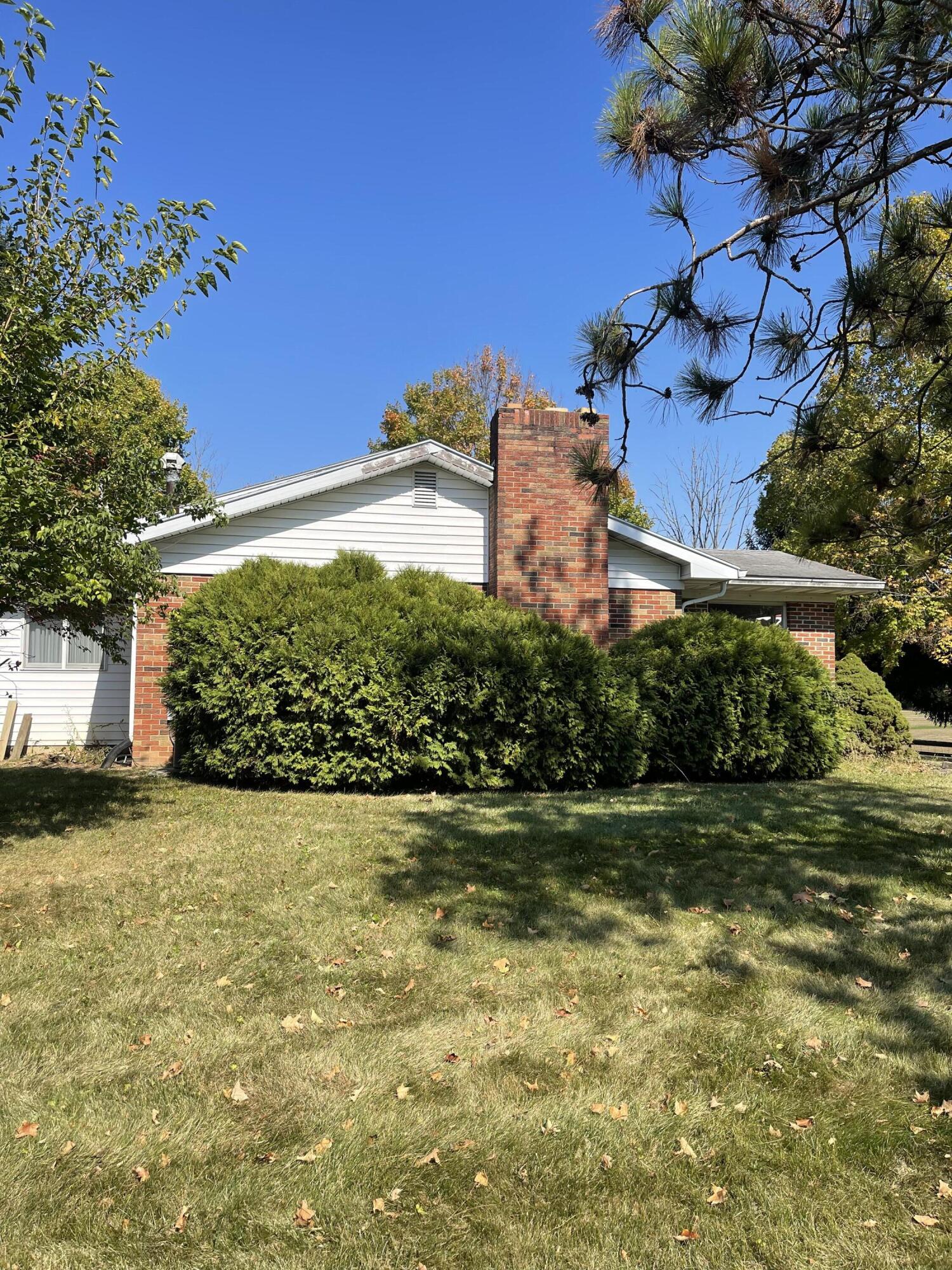 3500 East Pitchin Road Springfield, OH 45502 - Photo 16 of 46