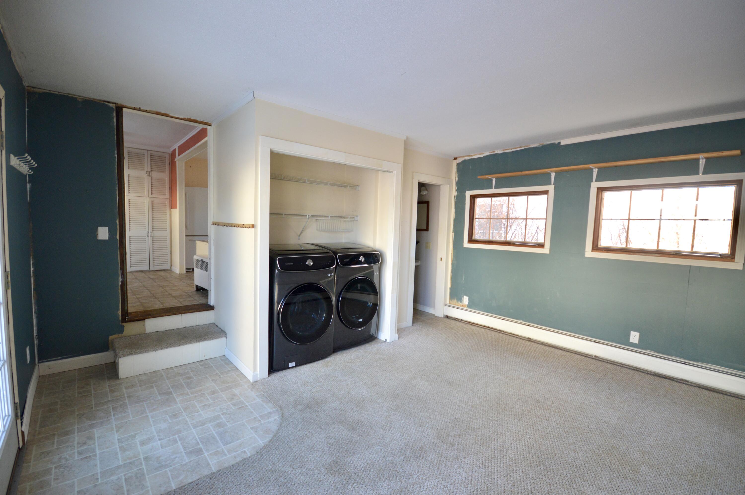 131 Parker Street Brewer, ME 04412 - Photo 13 of 32 DSC_0060