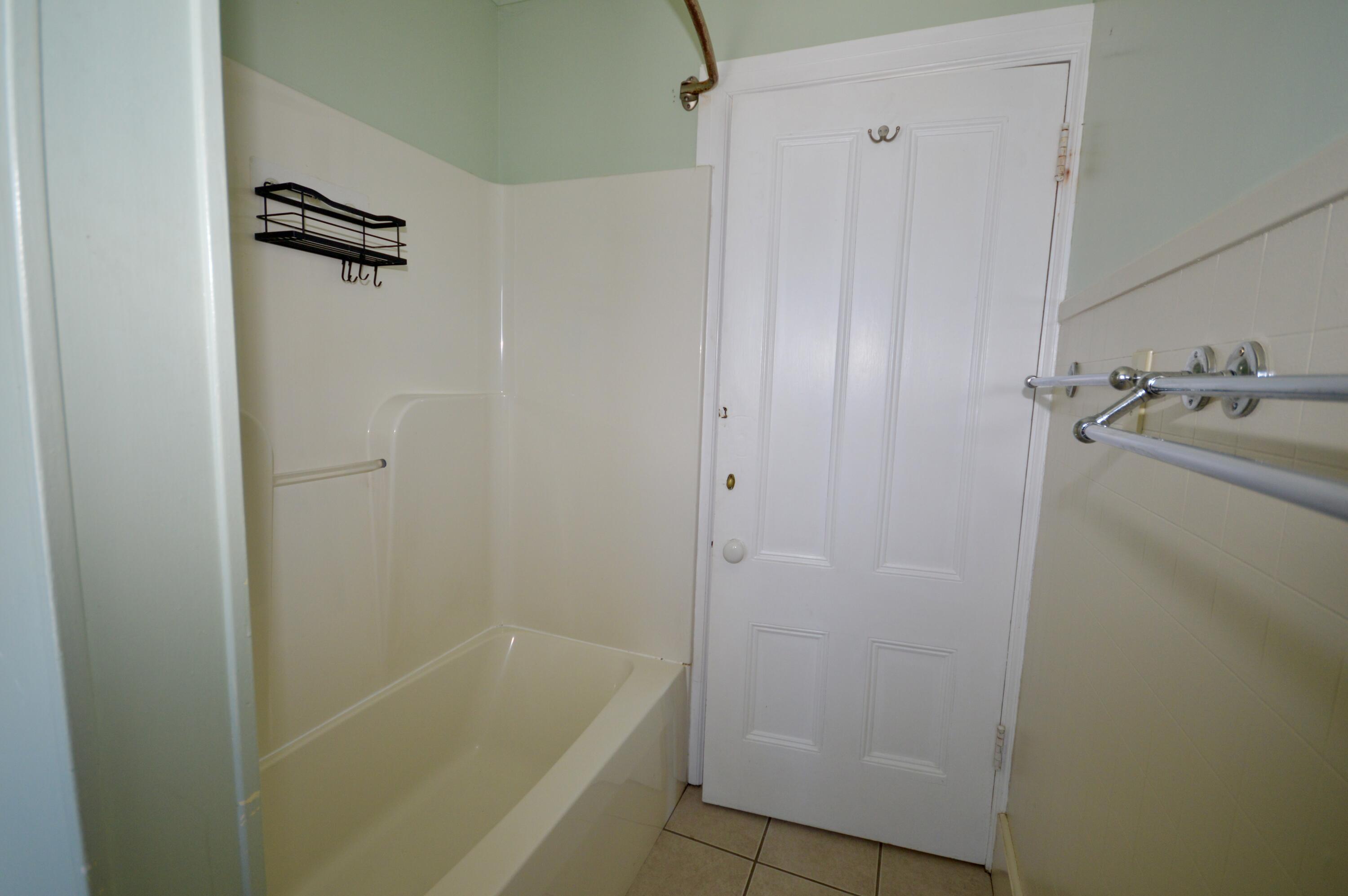 131 Parker Street Brewer, ME 04412 - Photo 24 of 32 DSC_0082