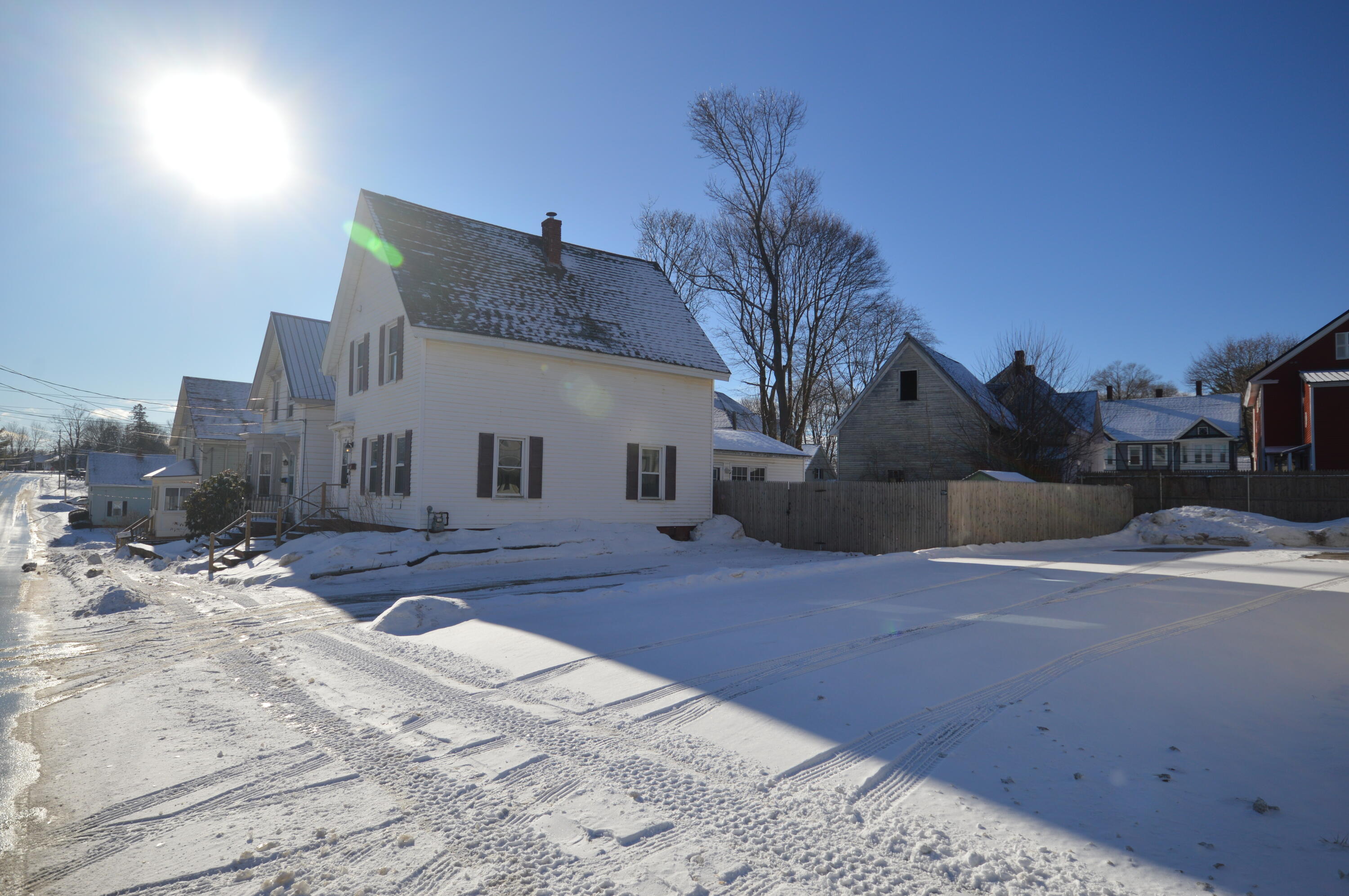 131 Parker Street Brewer, ME 04412 - Photo 3 of 32 DSC_0096