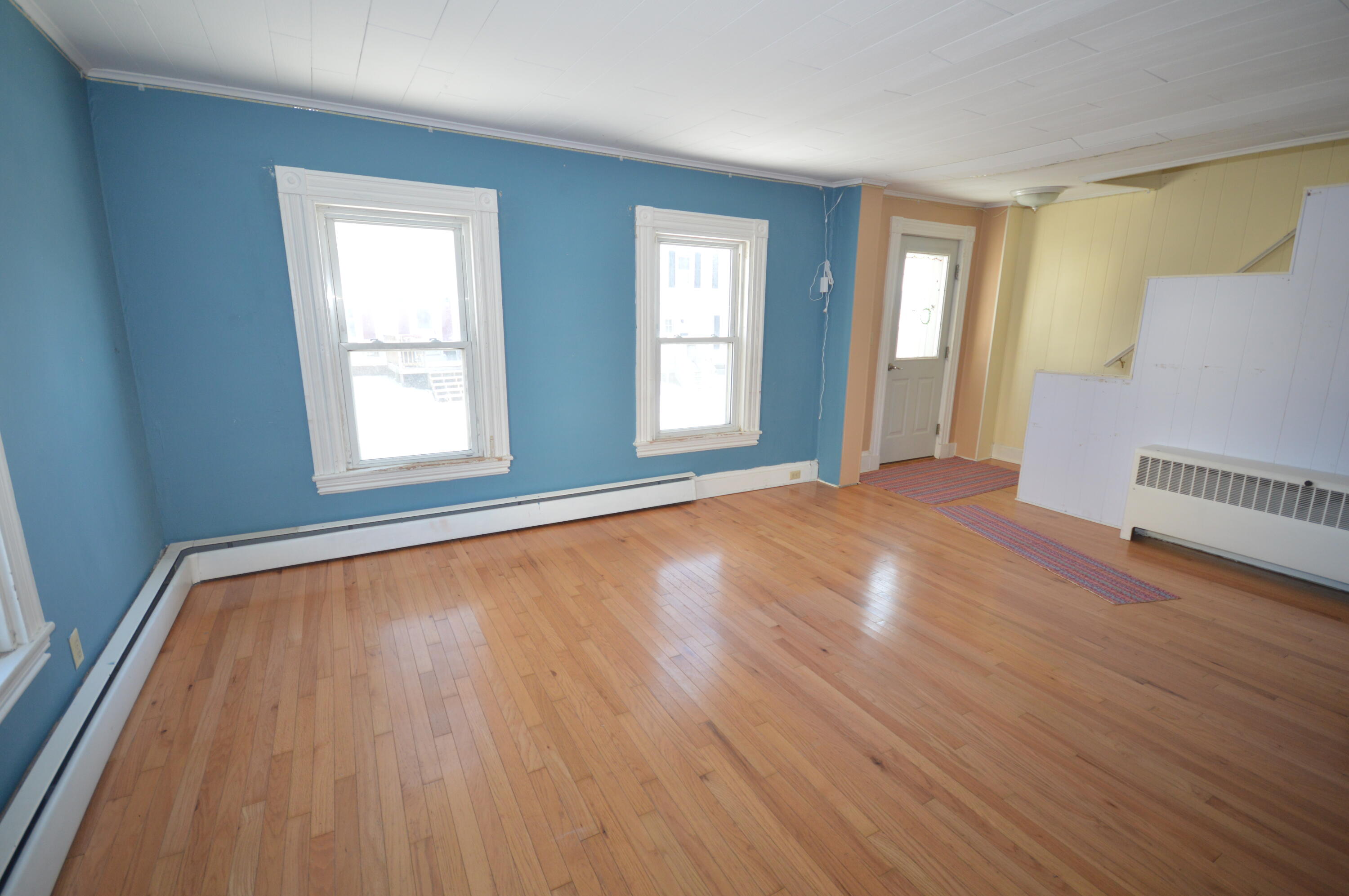 131 Parker Street Brewer, ME 04412 - Photo 4 of 32 DSC_0072