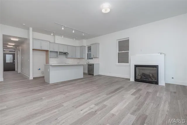 $425,000 | 6000 Washington Avenue, Unit 102, St. Louis, MO 63108