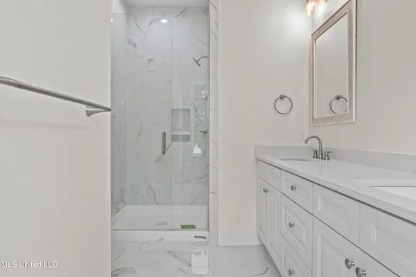 $569,900 | 124 Court Street, Unit 206, Bay St. Louis, MS 39520