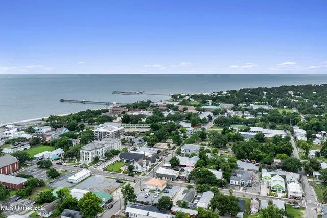 $619,900 | 124 Court Street, Unit 206, Bay St. Louis, MS 39520