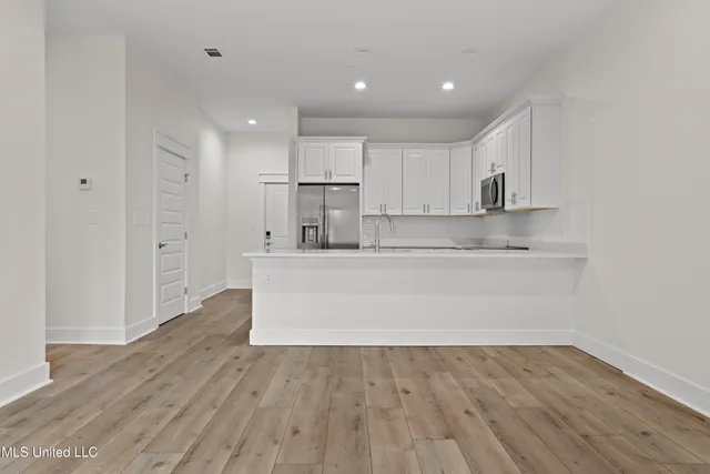 $619,900 | 124 Court Street, Unit 206, Bay St. Louis, MS 39520