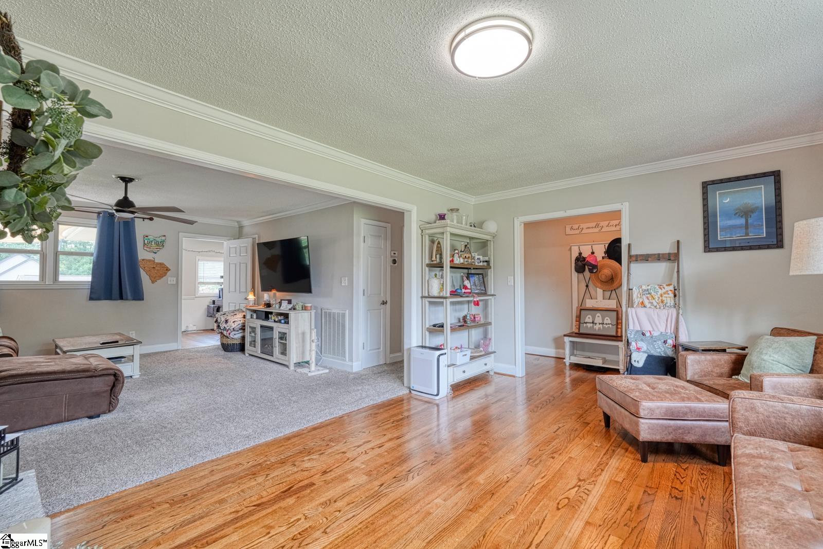 5811 Reidville Road Moore, SC 29369 - Photo 5 of 49