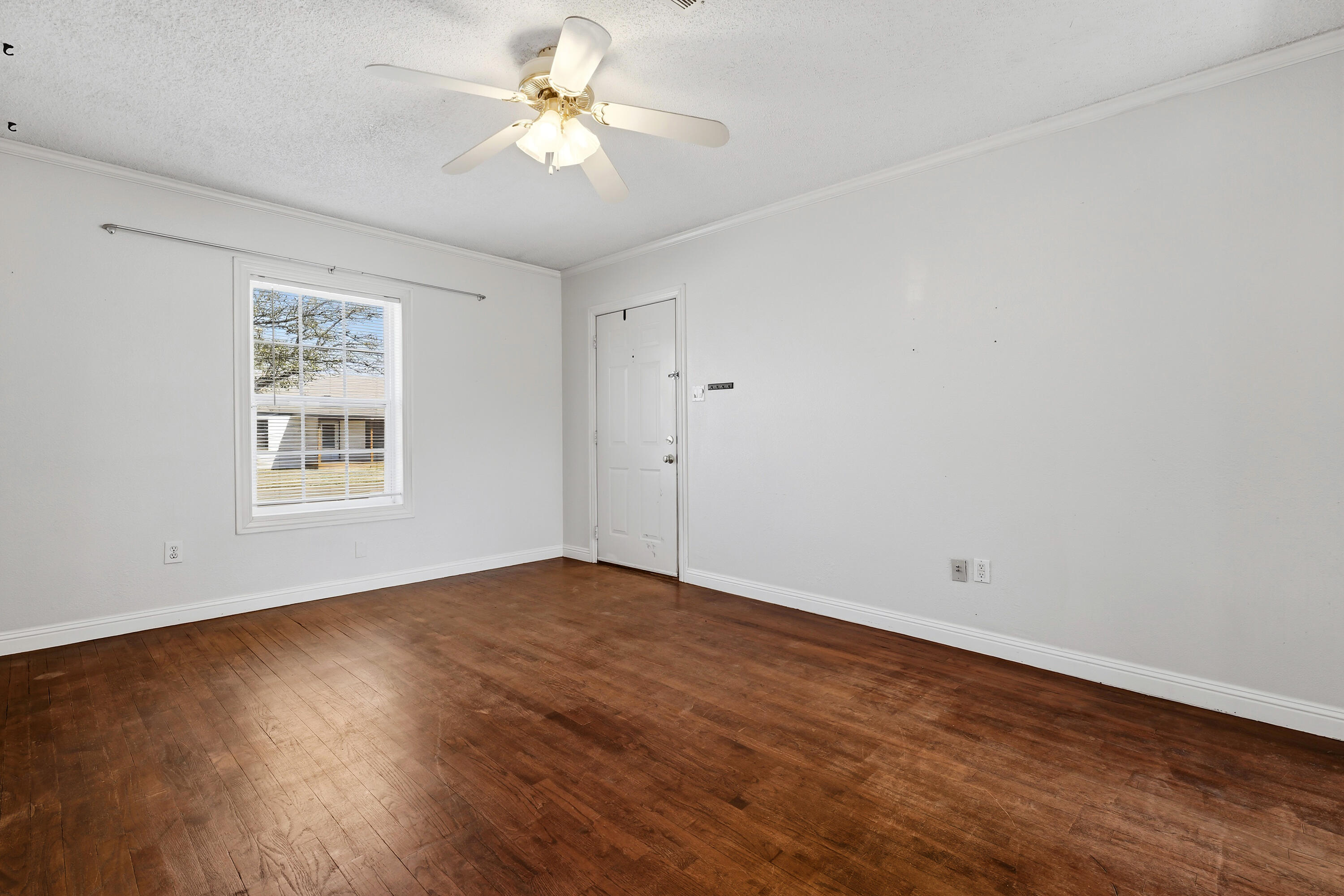 2419 25th Street Lubbock, TX 79411 - Photo 14 of 21 DSC00857