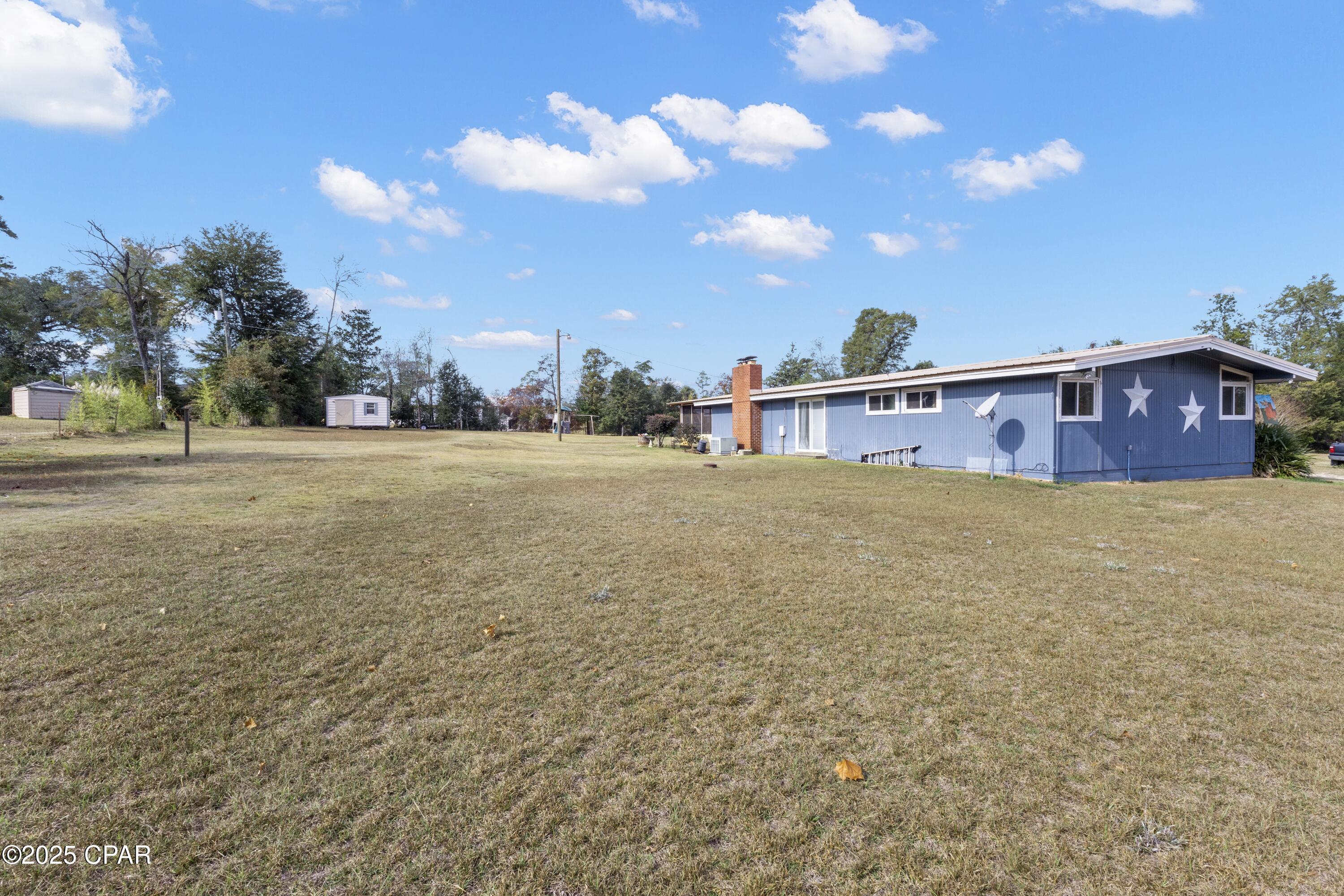 3369 Parkridge Road Marianna, FL 32446 - Photo 9 of 32