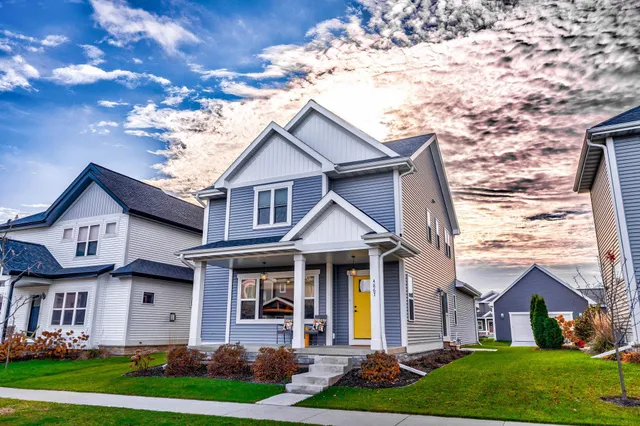 $500,000 | 4867 Arugula Road, Fitchburg, WI 53711