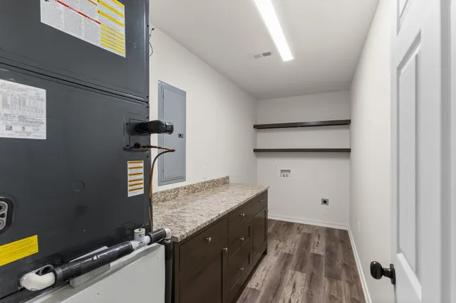 $373,900 | 6645 Parish Drive, Nunnelly, TN 37137