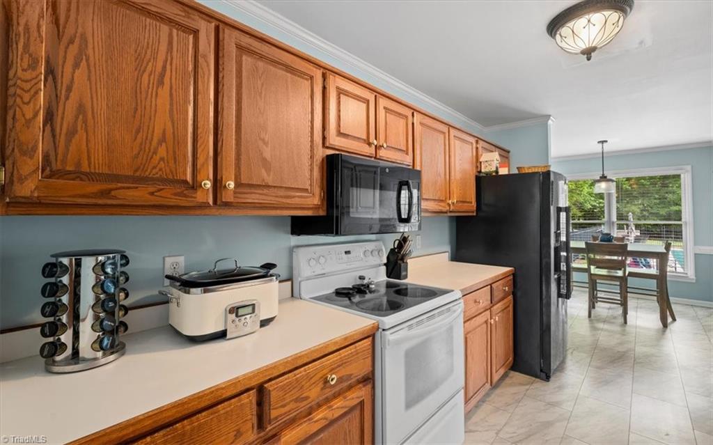 2350 Lacy Holt Road Graham, NC 27253 - Photo 11 of 36 Gallery Image 11