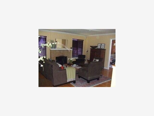 1843 Randall Road San Mateo, CA 94402 - Photo 3 of 9 Gallery Image 3