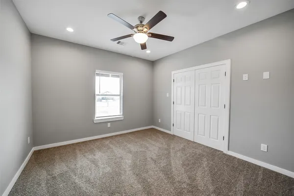 $2,000 | 1025 Arizona Drive, Cleveland, TX 77327