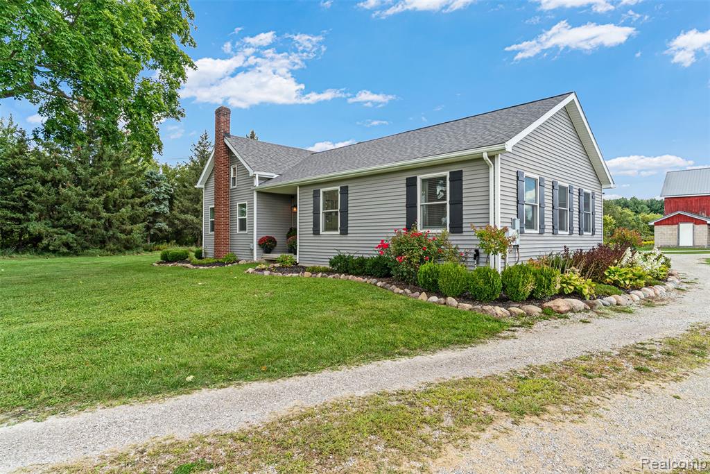 10433 South Nichols Road Gaines, MI 48436 - Photo 37 of 49