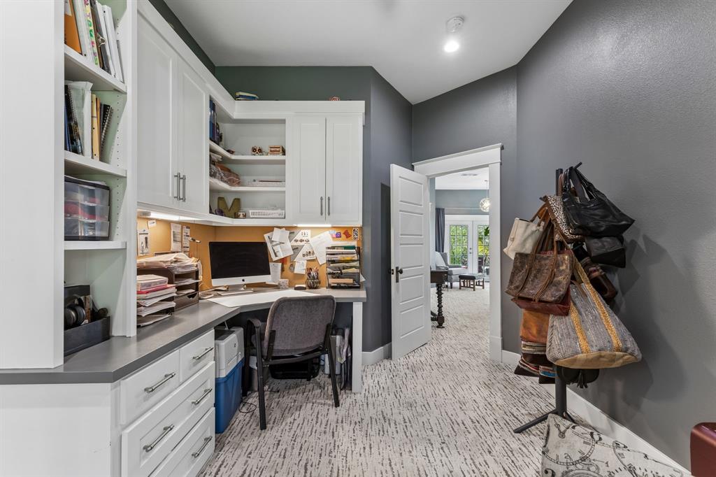 110 South Walnut Street Roanoke, TX 76262 - Photo 14 of 40