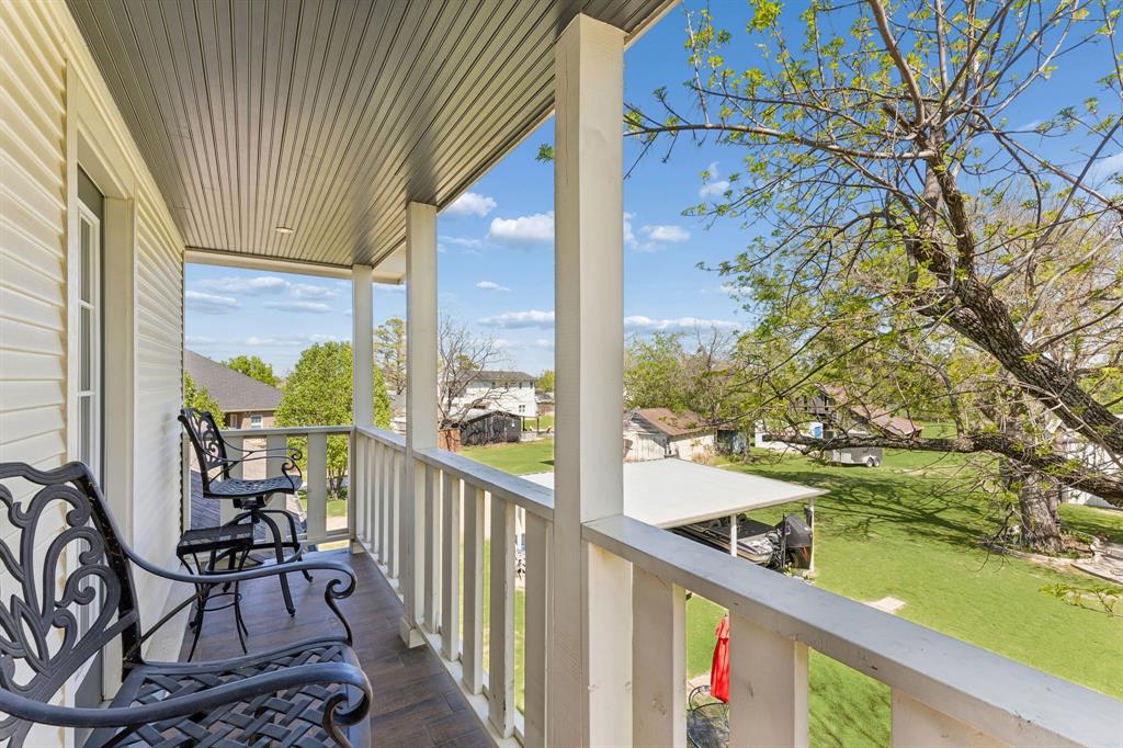 110 South Walnut Street Roanoke, TX 76262 - Photo 26 of 40