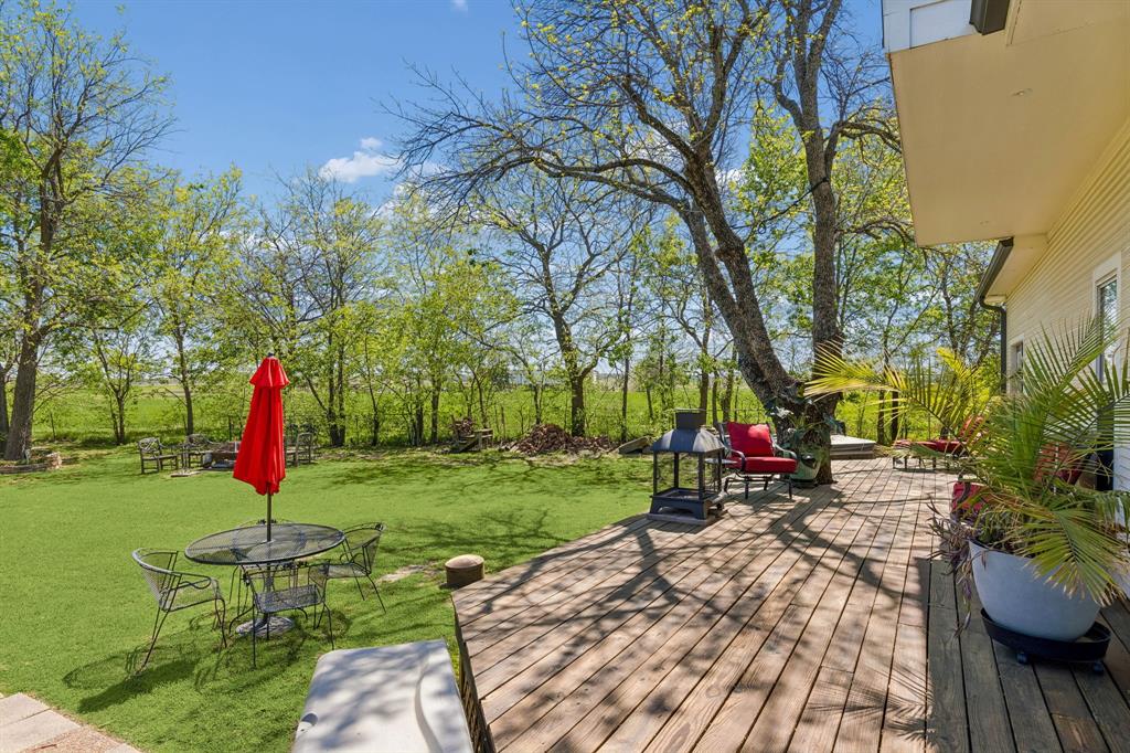 110 South Walnut Street Roanoke, TX 76262 - Photo 29 of 40