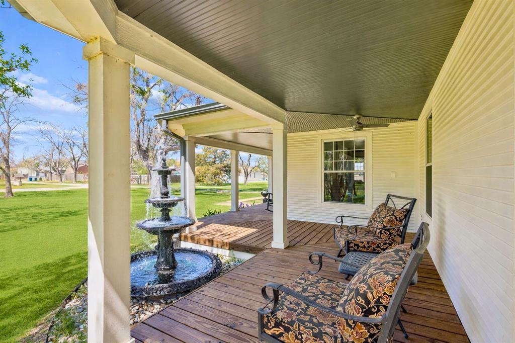 110 South Walnut Street Roanoke, TX 76262 - Photo 3 of 40