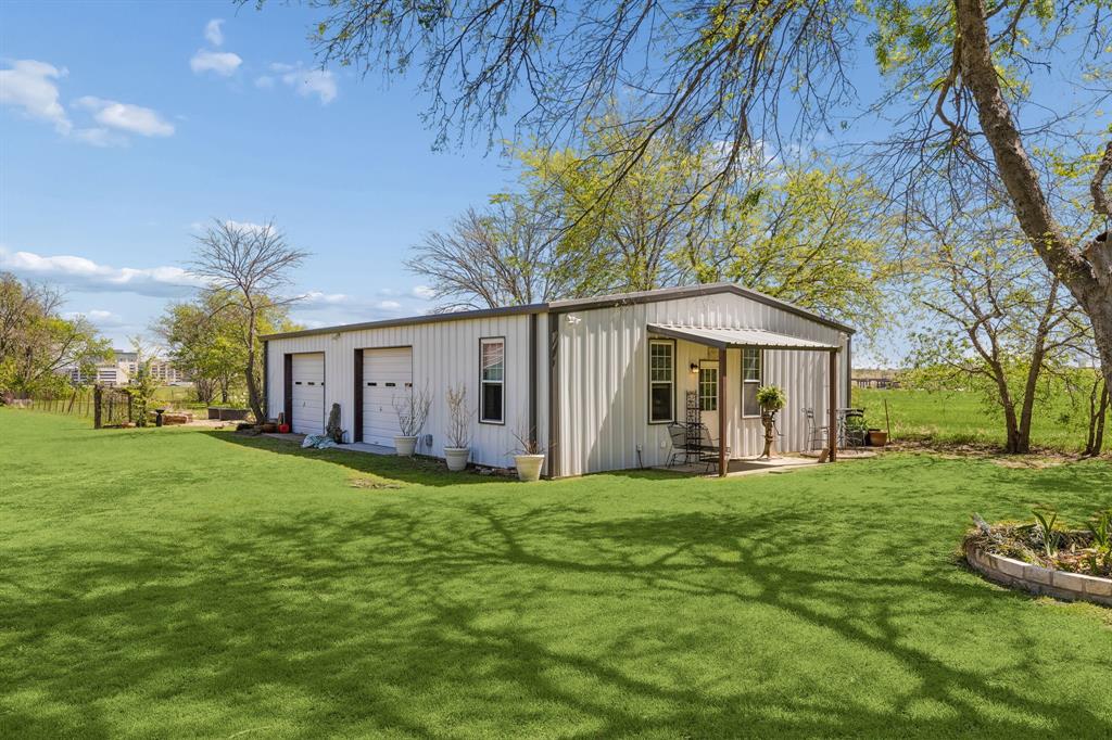 110 South Walnut Street Roanoke, TX 76262 - Photo 32 of 40