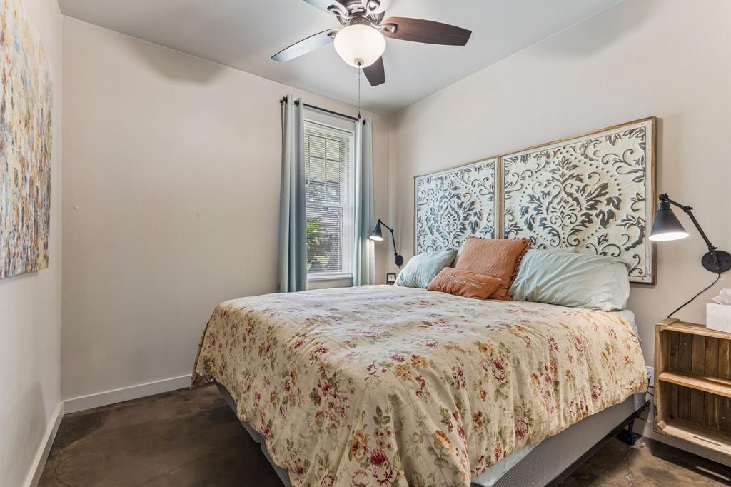 110 South Walnut Street Roanoke, TX 76262 - Photo 34 of 40