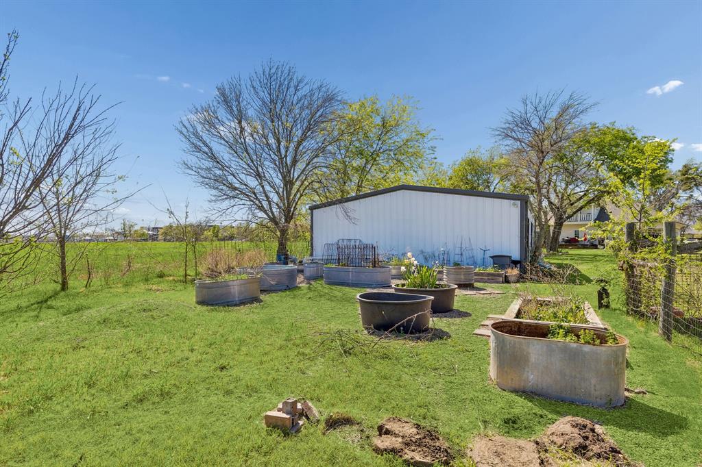 110 South Walnut Street Roanoke, TX 76262 - Photo 38 of 40