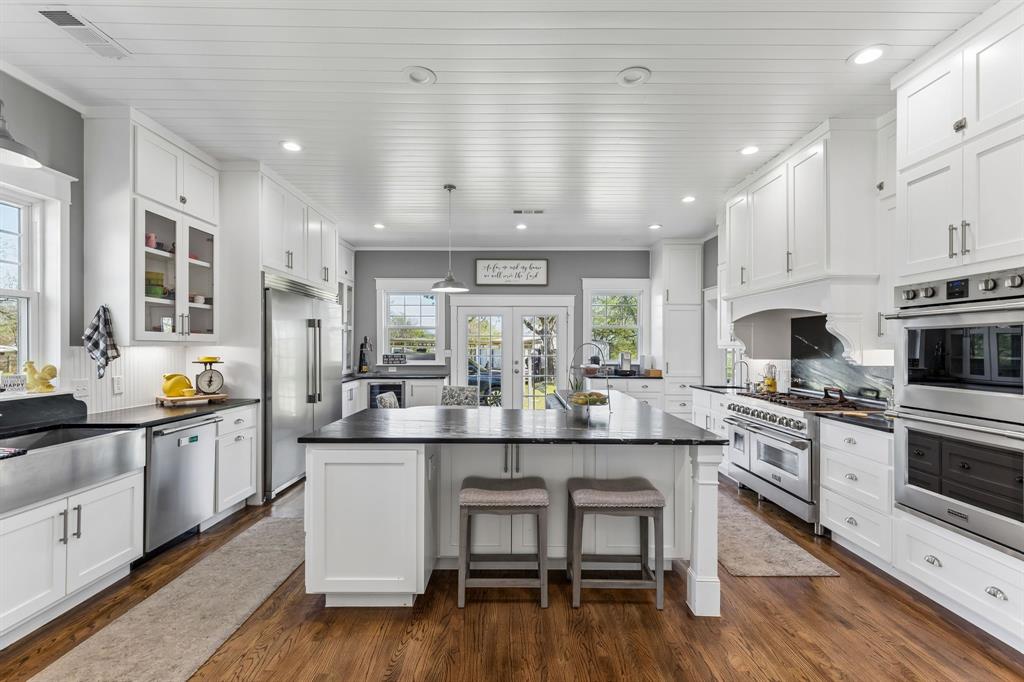 110 South Walnut Street Roanoke, TX 76262 - Photo 10 of 40