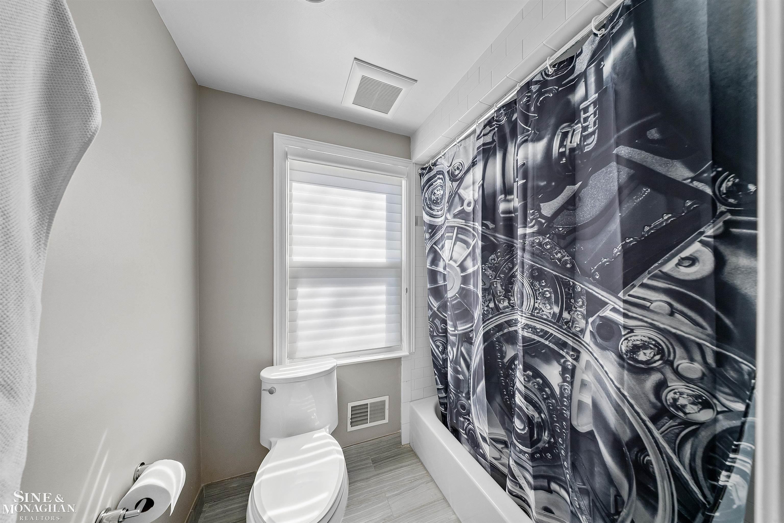 71 North Deeplands Road Grosse Pointe Shores, MI 48236 - Photo 45 of 68