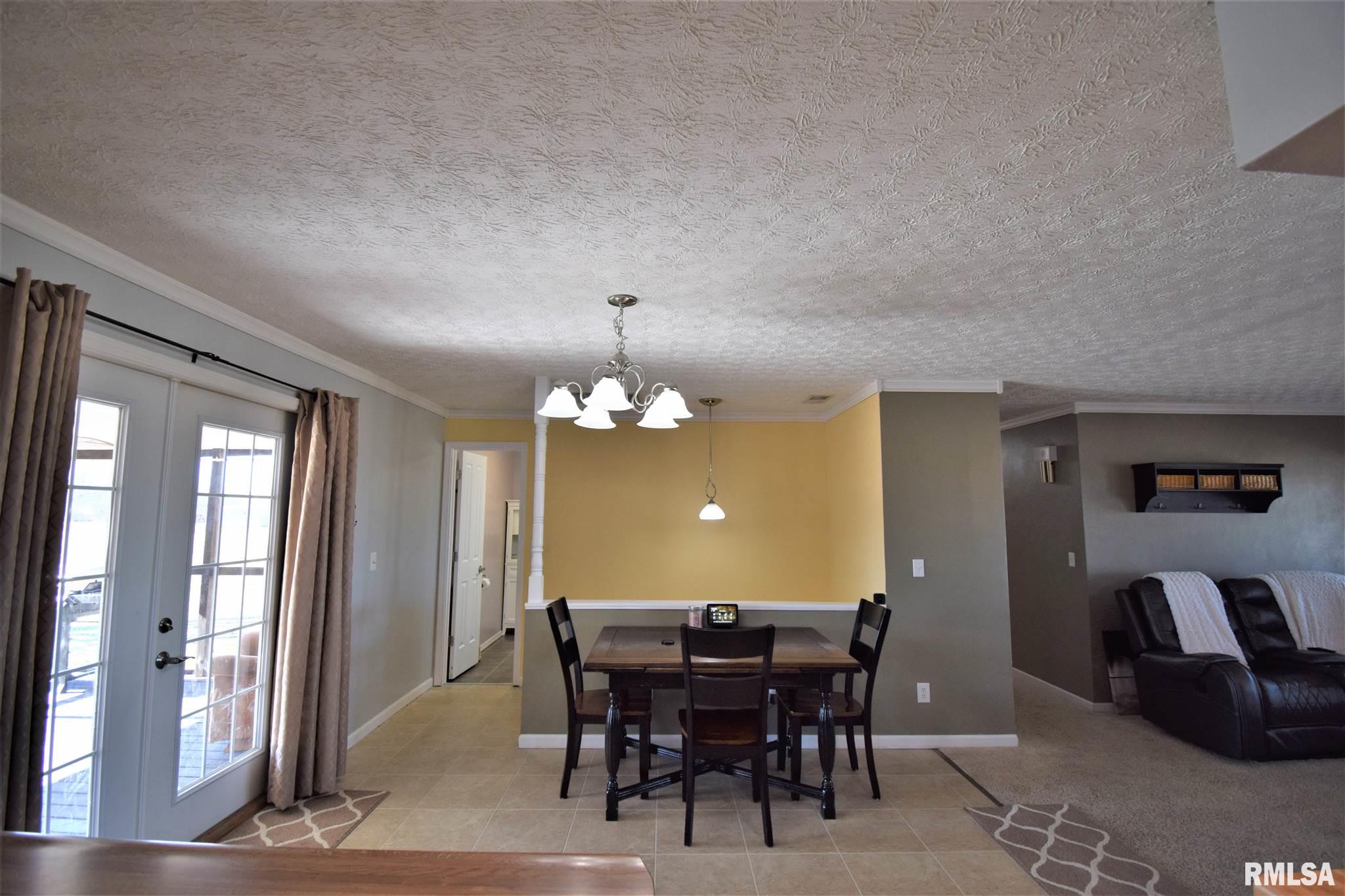 10383 East Bakerville Road Mount Vernon, IL 62864 - Photo 21 of 39 Gallery Image 21