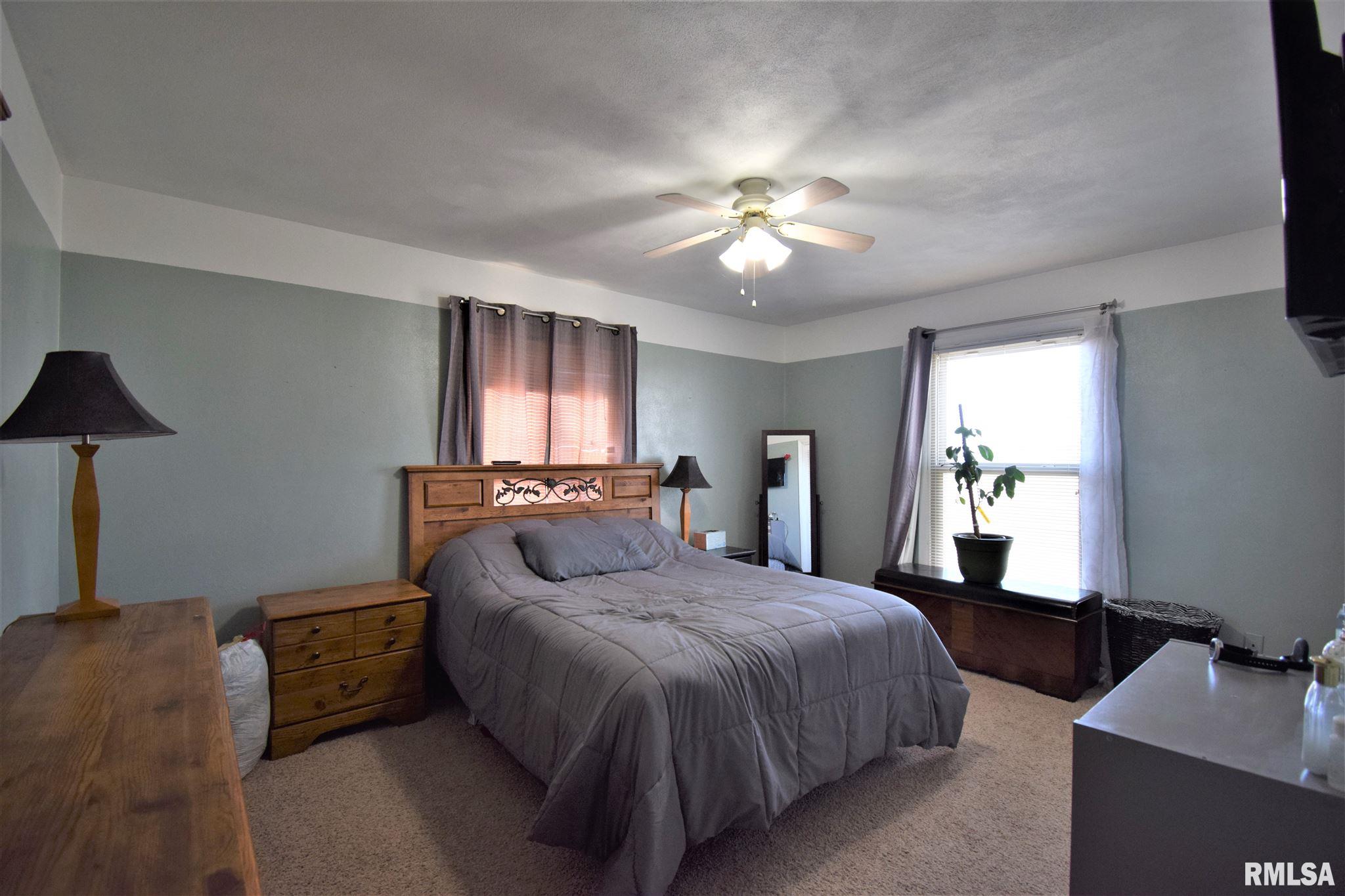 10383 East Bakerville Road Mount Vernon, IL 62864 - Photo 22 of 39 Gallery Image 22