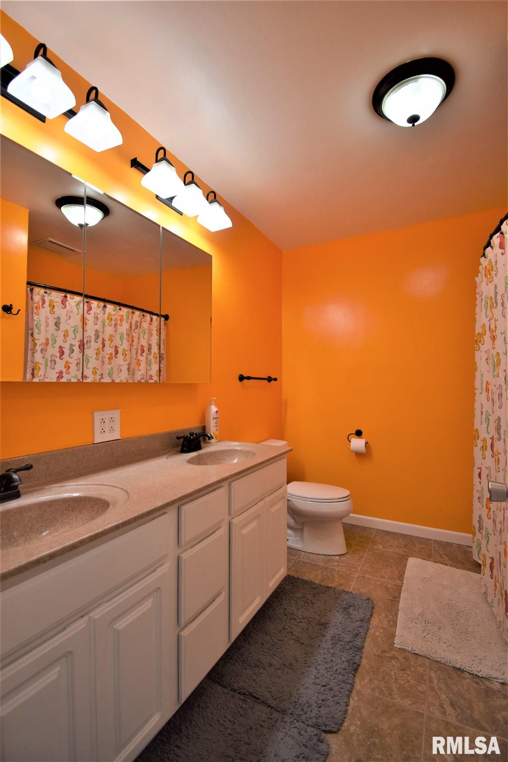 10383 East Bakerville Road Mount Vernon, IL 62864 - Photo 25 of 39 Gallery Image 25