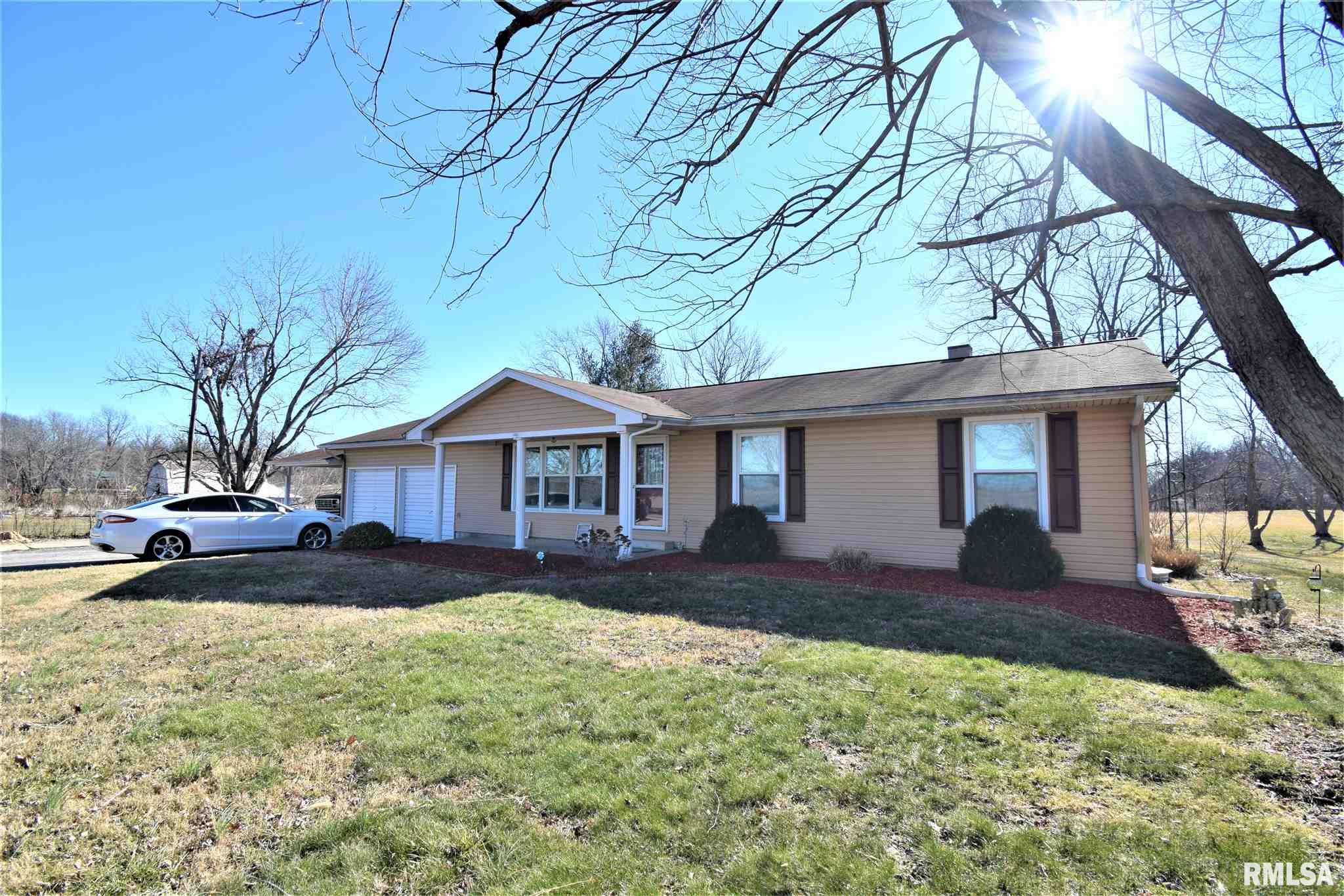 10383 East Bakerville Road Mount Vernon, IL 62864 - Photo 10 of 39 Gallery Image 10